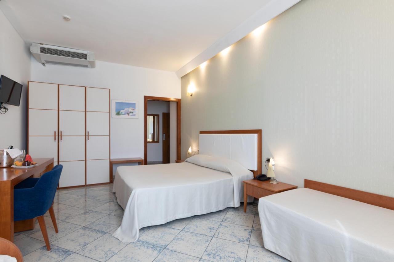 Hotel Aurora E Del Benessere Santa Cesarea Terme Εξωτερικό φωτογραφία