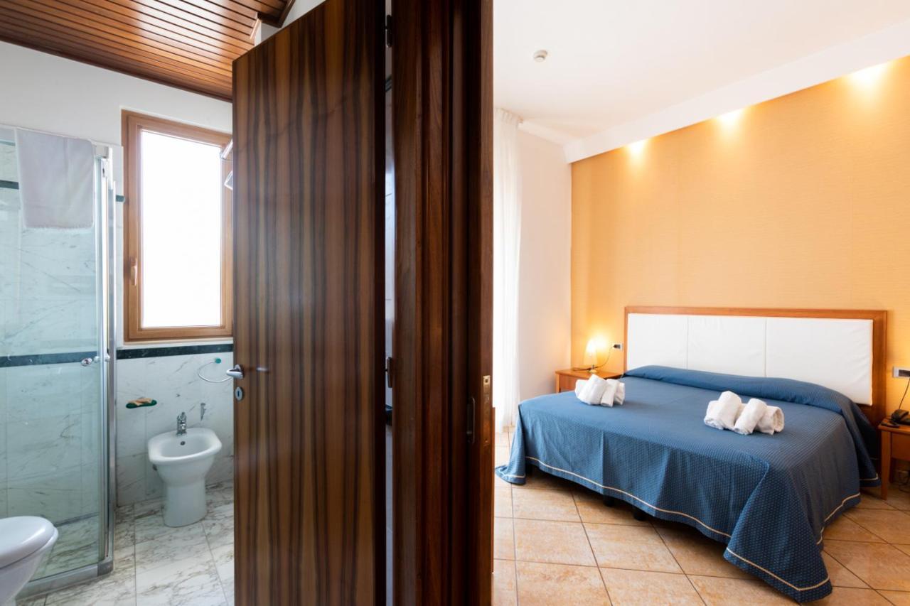 Hotel Aurora E Del Benessere Santa Cesarea Terme Εξωτερικό φωτογραφία
